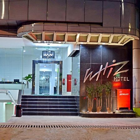 Whiz Hotel Falatehan Джакарта Экстерьер фото